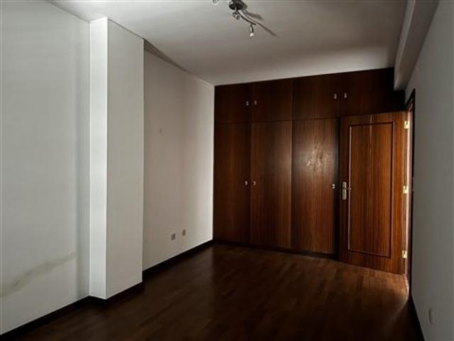 Moradia Geminada T5