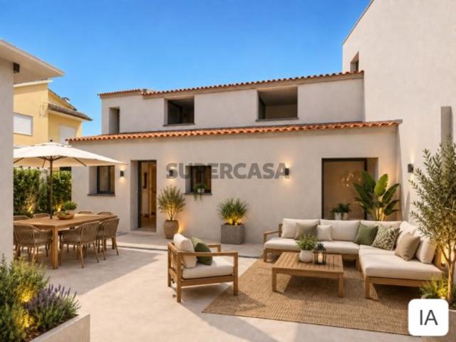 Moradia Geminada T4, Remodelada. Pinhal de Frades