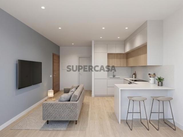 Moradia Geminada T1+1 em Construção no Pinhal do General, Fernão Ferro