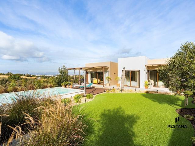 Moradia geminada T1+2 com piscina no Pestana Valley Nature V. 155m² Lagoa e Carvoeiro