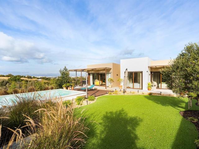 Moradia geminada T1+2 com piscina no Pestana Valley Nature V. 155m² Lagoa e Carvoeiro