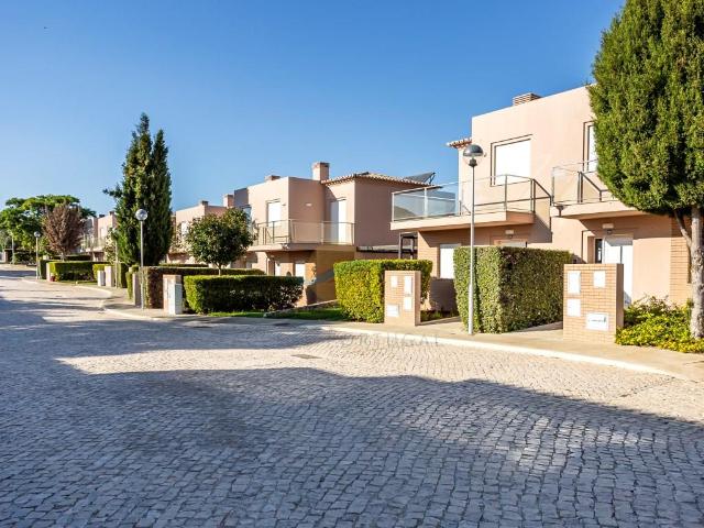 Moradia Geminada T2+1 em Carvoeiro 0m² Lagoa e Carvoeiro
