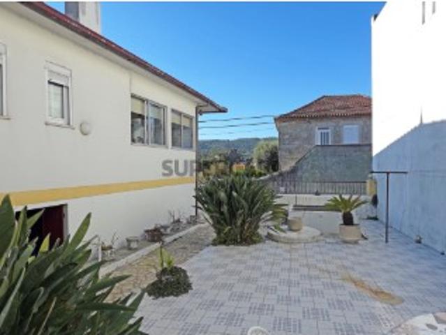 Moradia Geminada T2 a 5 minutos a pé do centro das Neves Viana do Castelo