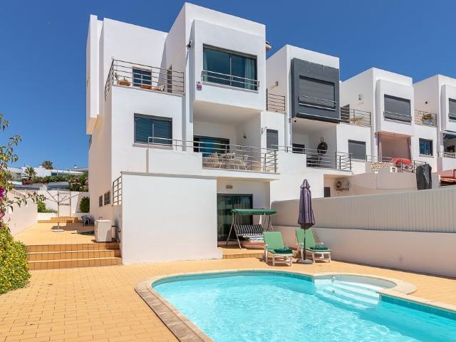 Moradia geminada T2 com vistas sobre o rio em Ferragudo 218m² Ferragudo