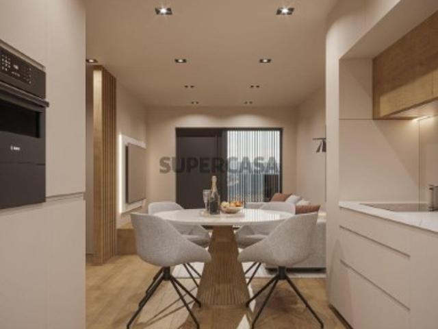 Moradia geminada T2 em Barcelinhos de 60 m²