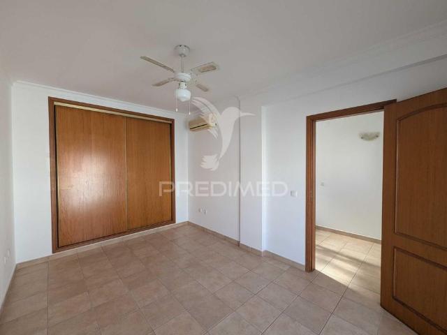 Moradia geminada t2 em tavira para arrendamento anual