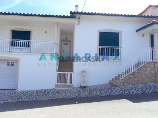 Moradia Geminada T2 Venda em Reguengo do Fetal,Batalha