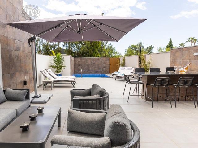 Moradia Geminada T3+1 com piscina privada, na SunRay Village. 0m² Almancil