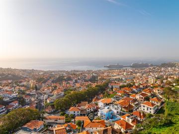 Moradia Geminada T3 Moderna em Open Space e Vista para o Por. 151m² Santa Luzia Funchal