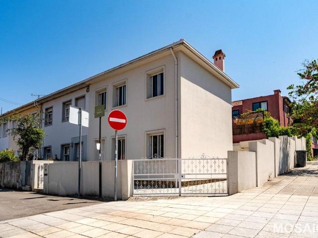 Moradia Geminada T3 Arrendamento em Ramalde,Porto