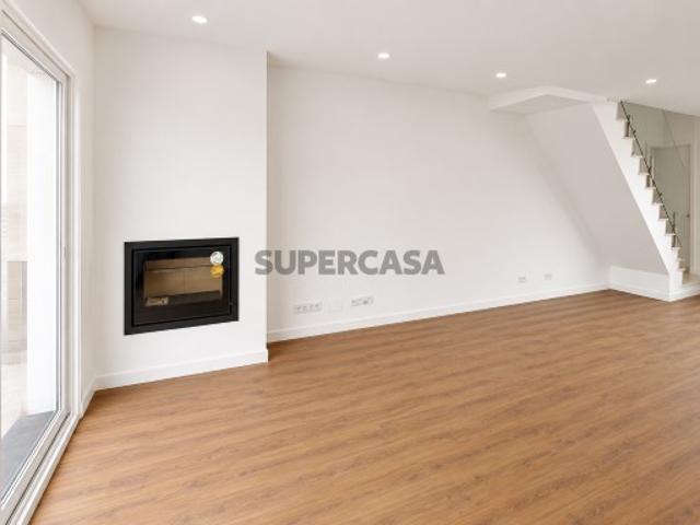 Moradia Geminada T3, c/ 2 Suites | Pinhal General/ Fernão Ferro