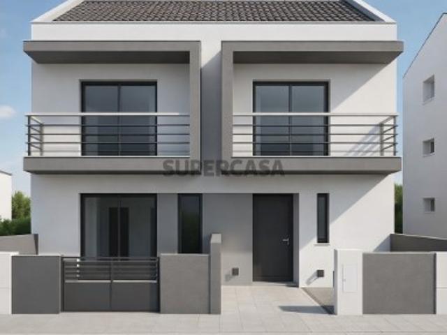 Moradia Geminada T3 com garagem Quinta do Conde