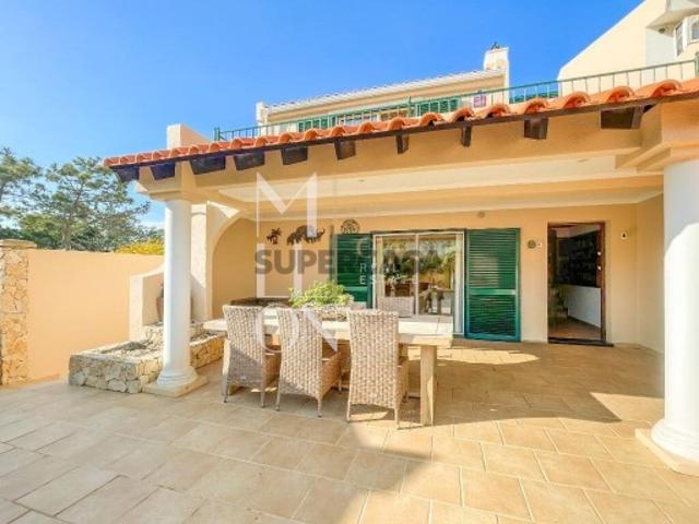 Moradia geminada T3 em São Rafael Albufeira