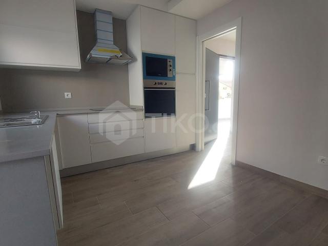 Moradia Geminada T3 Contemporânea com Garagem na Quinta do Conde