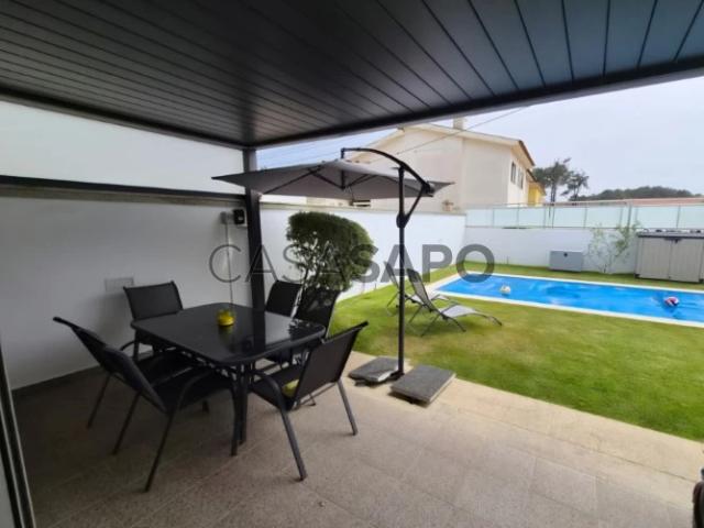 Moradia Geminada T3 Duplex para alugar em Esposende