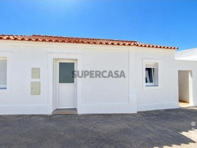 Moradia geminada T3 em Azinhal