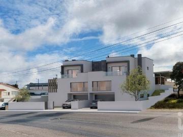 Moradia geminada T4 em Santa Catarina da Serra e Chainça de. 184m² Santa Catarina da Serra e Chainça