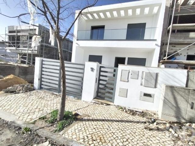 Moradia geminada T3 em Tavira de 225 m² 225m² Tavira Santiago