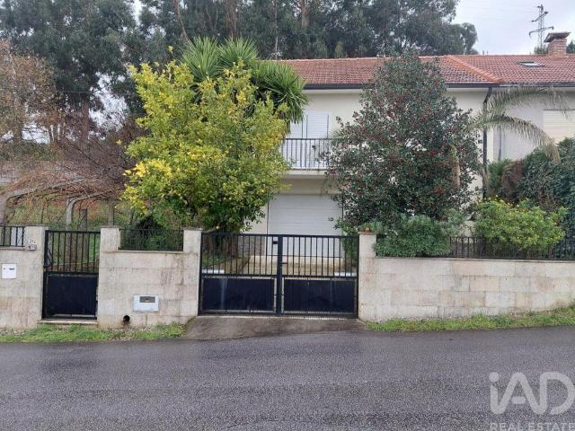 Moradia geminada T3 em Vila e Roussas de 188 m² 188m² Vila e Roussas