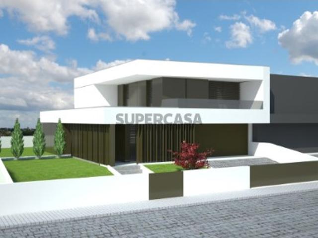 Moradia Geminada T3 Urgezes Guimarães
