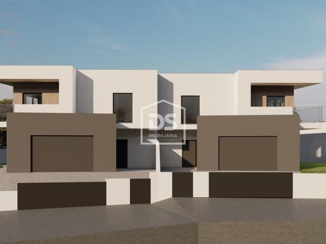 Moradia Geminada T3 Venda em São João de Lourosa,Viseu 153m² São João De Lourosa