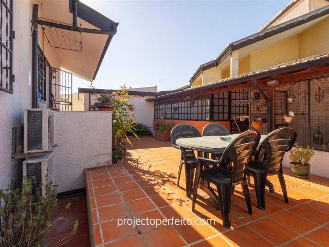 Moradia Geminada T3 Venda em Serzedo e Perosinho,Vila Nova d. 207m² Serzedo e Calvos