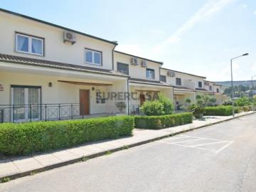 Moradia Geminada T3 Venda em Tortosendo,Covilhã