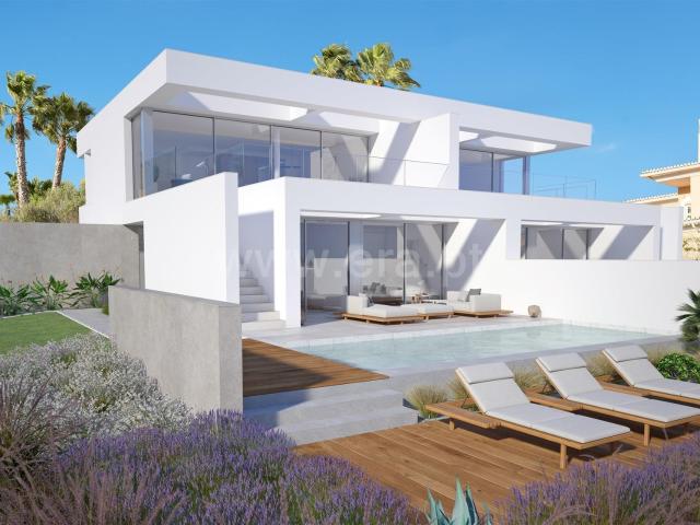 Moradia Geminada, 2+1 Quartos, Piscina, Luz 149m² Luz