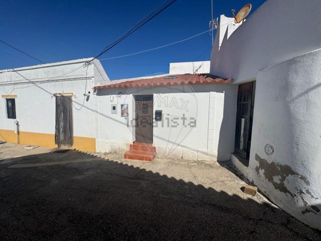 Moradia, Giões