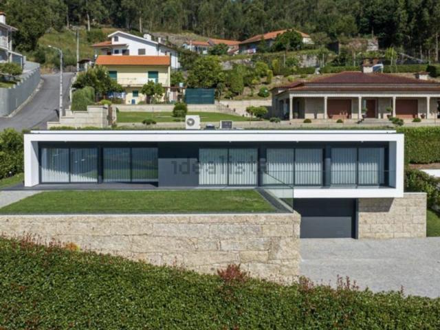 Moradia, Golães