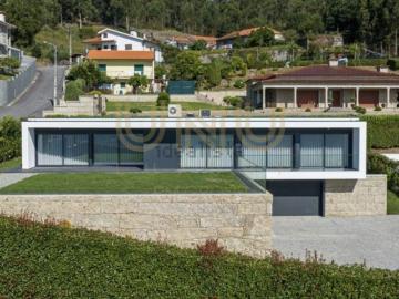 Moradia, Golães