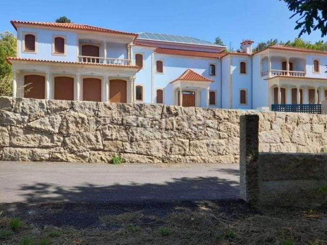 Moradia, Gove