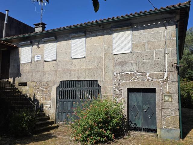 Moradia habitável na Facha