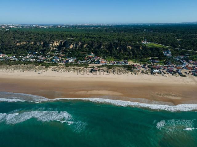 Moradia, Herdade da Aroeira, Charneca da Caparica e Sobreda