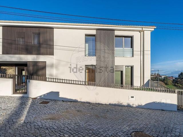 Moradia, Idães