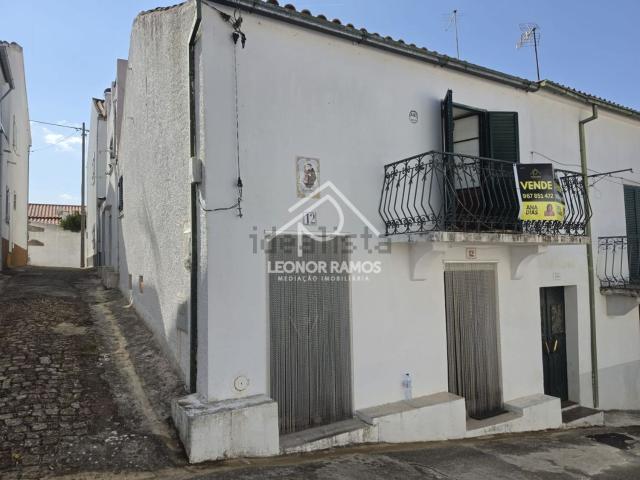 Moradia, Idanha a Nova e Alcafozes