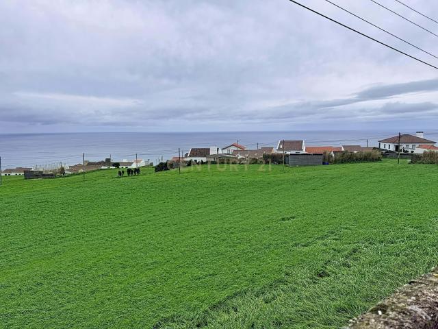 Moradia impressionante com vista para o mar em Achada – Nordeste