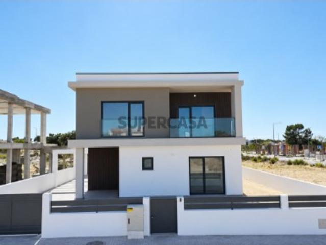 Moradia independente T4 com Piscina | Brejos de Azeitão