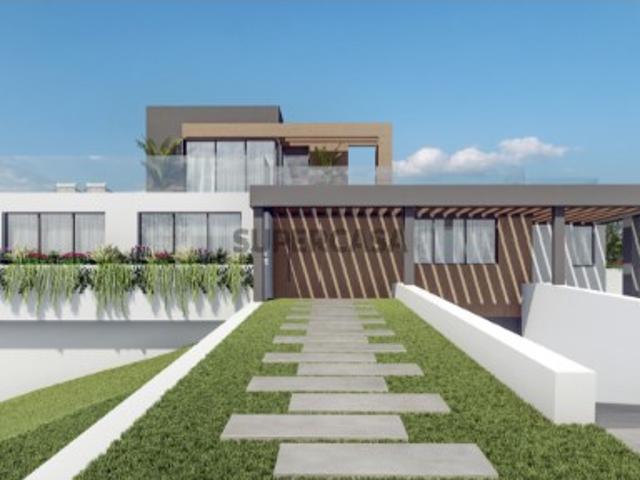 Moradia Independente em Construção Urbanização Cerro Azul, Faro