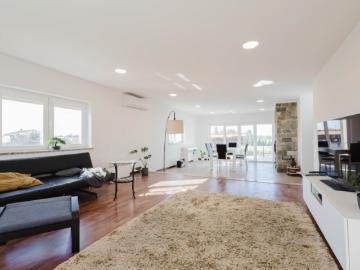 Moradia T6 com 3600m² de Terreno e Chalet T2 Independente Espaço, Conforto e Rentabilidade