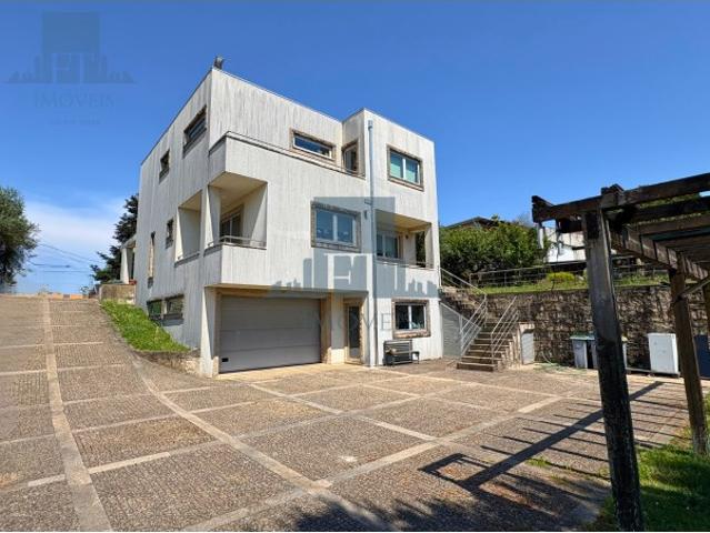 Moradia Independente em Olival Vila Nova de Gaia