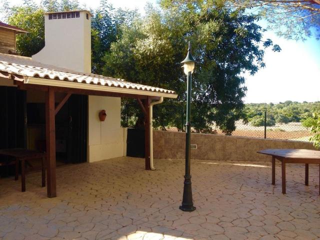 Moradia independente em Sesmaria Cerro de Águia, Albufeira e Olhos de Água