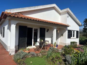 Moradia T3 com estudio em Obidos:mais espaço, mais possibil. 135m² Moledo e cristelo