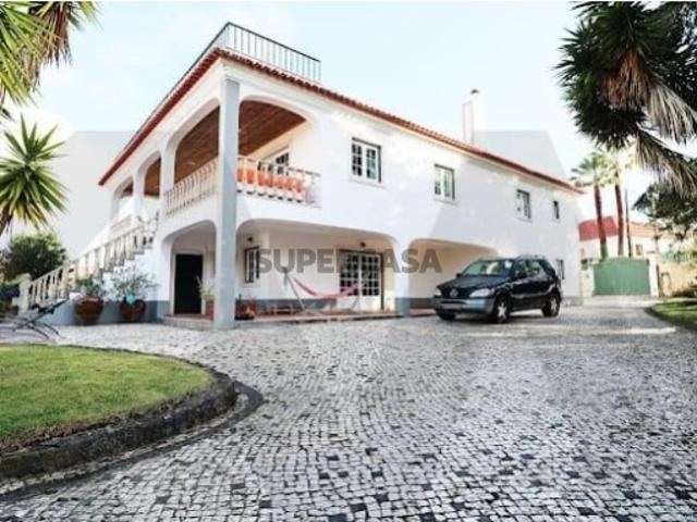 Moradia independente na Várzea de Sintra