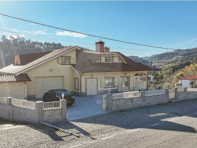 Moradia individua T3+2 0m² Ribas