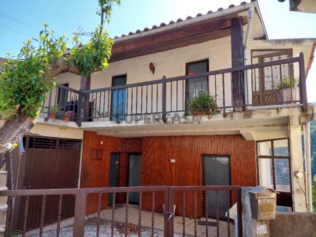 Moradia Individual C / Piscina Rio Caldo