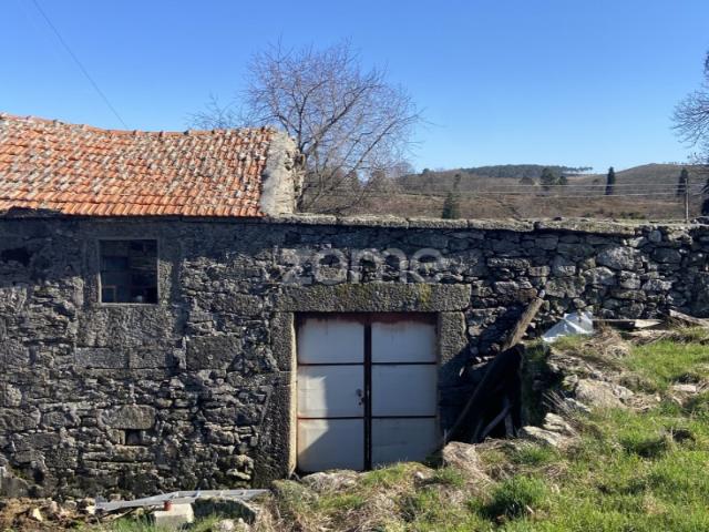 Moradia individual para venda em Linharelhos, Salto, Montalegre