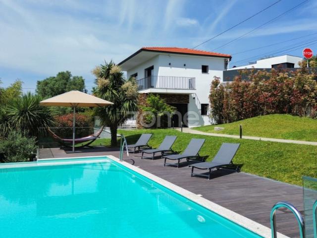 Moradia Individual T4 com piscina em Geraz do Minho, Póvoa de Lanhoso!
