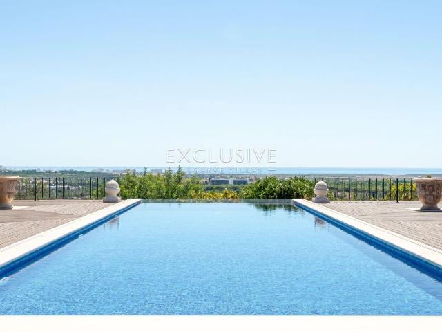 Moradia intemporal no Algarve com 5 quartos, vista para o ma. 744m² Boliqueime