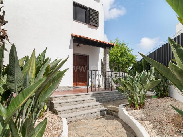 Moradia Isolada, 5 quartos, Sintra, Vila de Sintra 239m² Agualva e Mira Sintra
